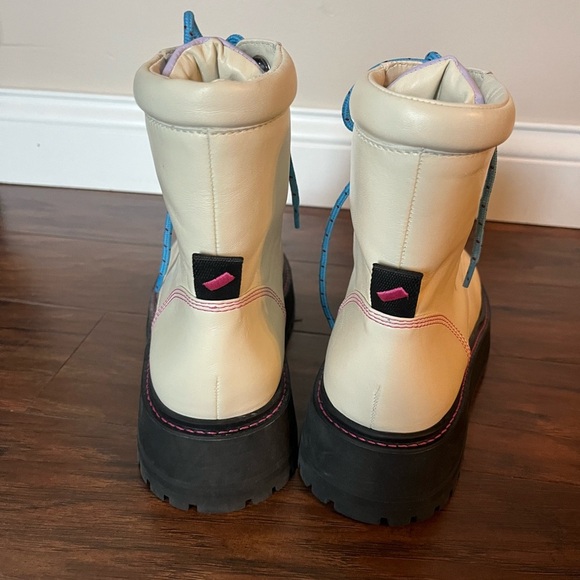 Larroude Winter white Leather boots-NWOT Size 9.5 - Picture 5 of 13